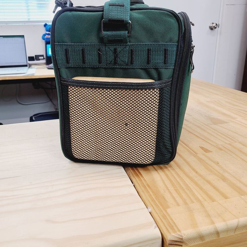 Insulated Picnic Duffle for 2, 'PICNIC TIME' Hunter Green, PRE-OWNED - Picture 6 of 8